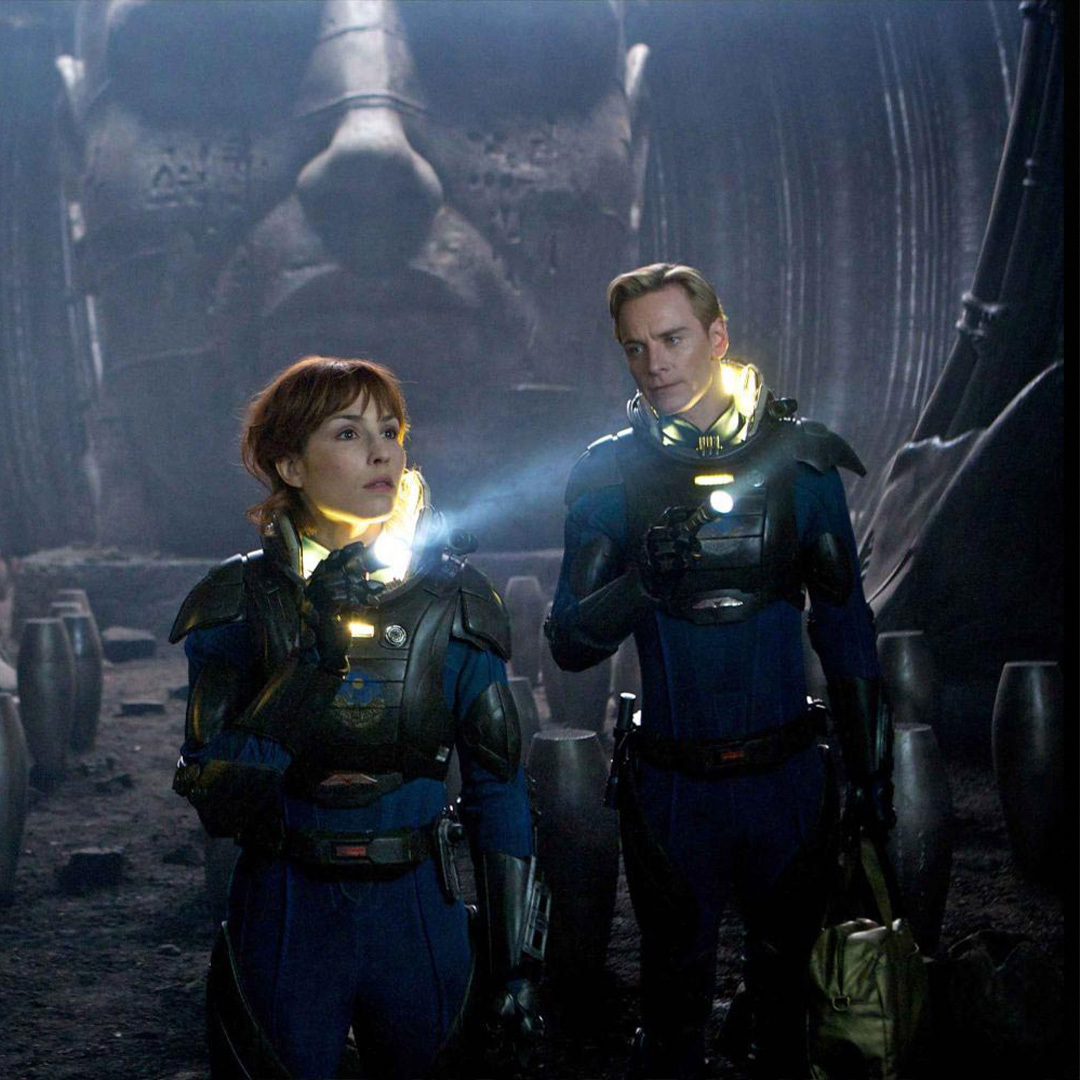 Logan Marshall-Green, Noomi Rapace et Michael Fassbender dans Prometheus.