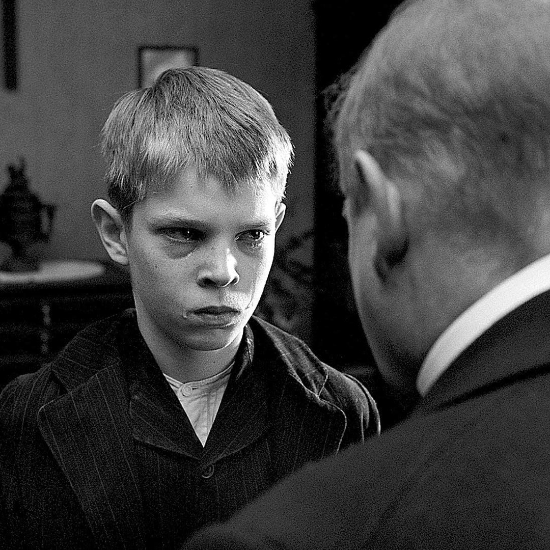 Photo du film Le Ruban blanc.