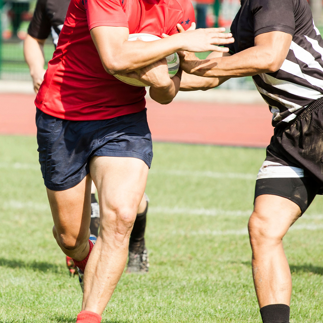 Joueurs de rugby en action.