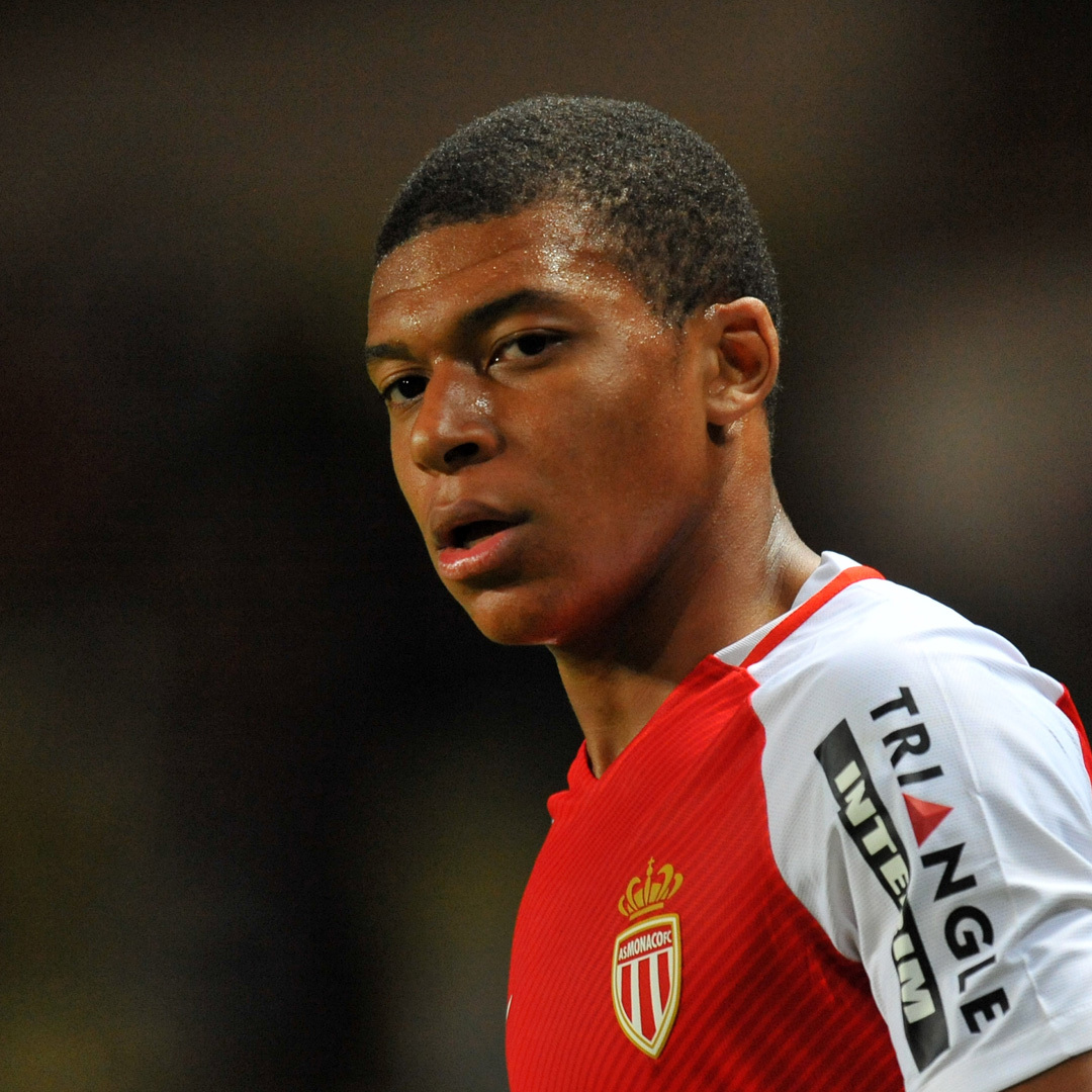 Kylian Mbappé dans l’uniforme de l’AS Monaco en avril 2017.