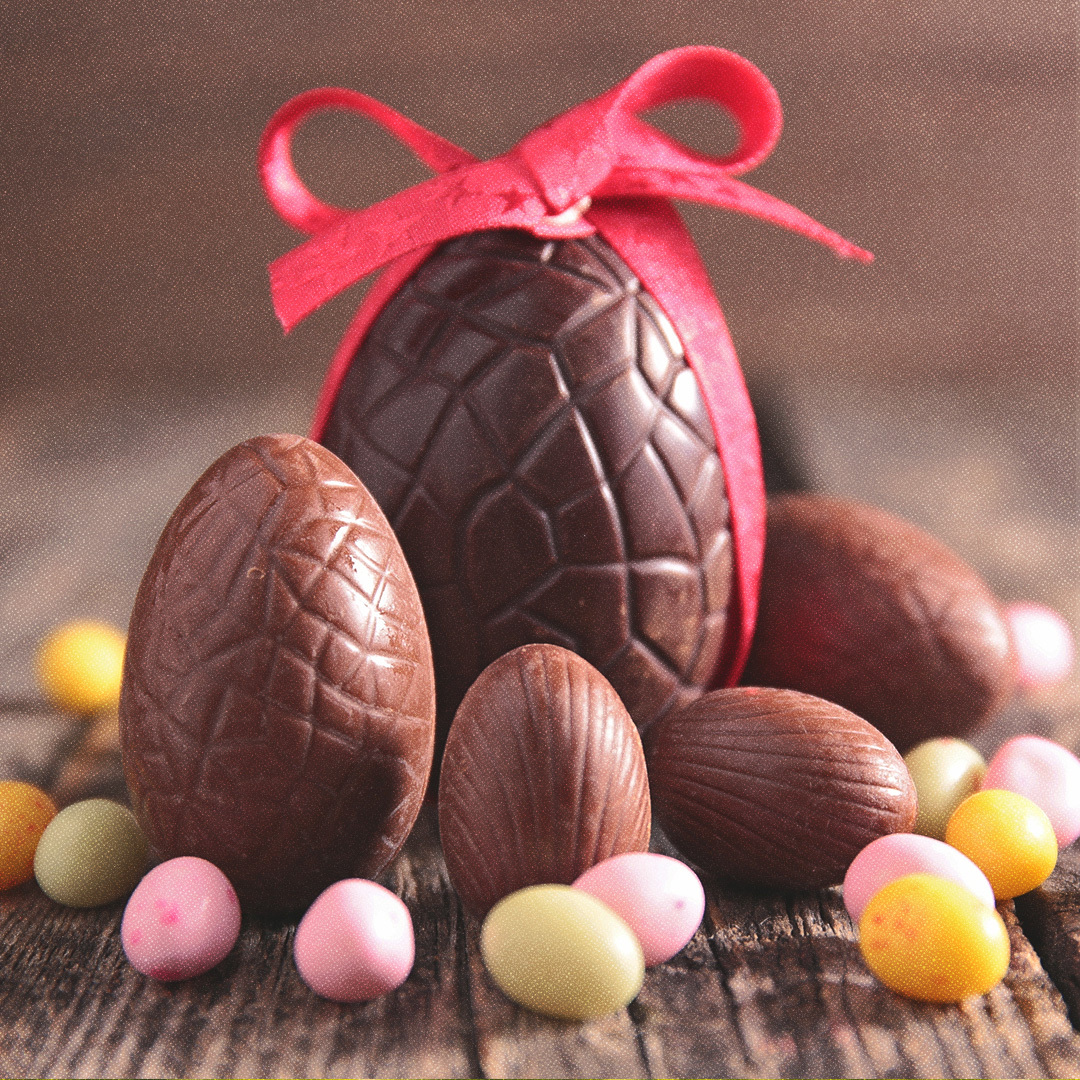 Des œufs de Pâques en chocolat.