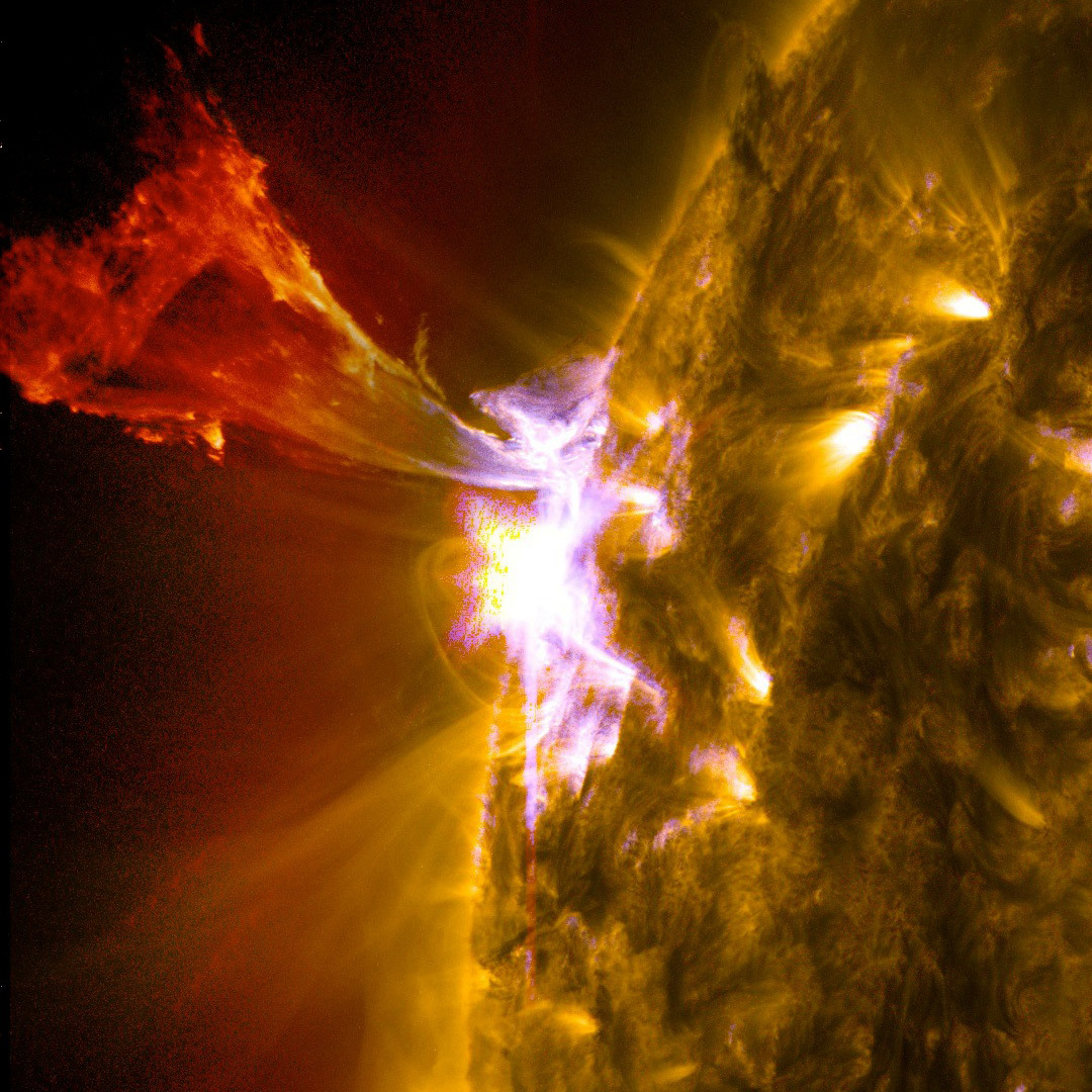 Éruption solaire vue de l’espace.