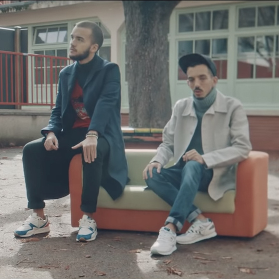 BigFlo a déjà signé une jambe de bois.