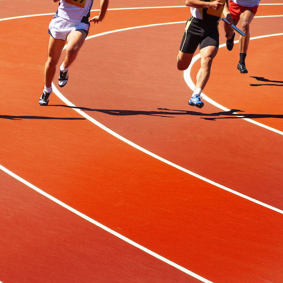 «Athlétisme» est un terme générique qui réfère à toute activité physique dans le cadre d’un sport quelconque.