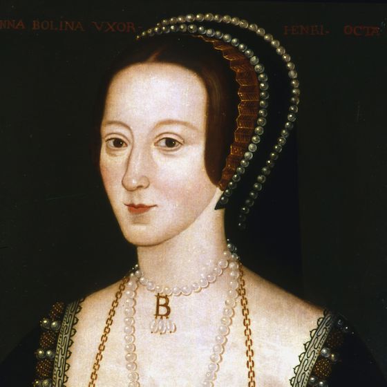 Queen Anne Boleyn of England had 6 fingers. 