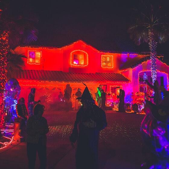 Le nom Halloween serait une contraction des mots « All Hallows' Eve ».