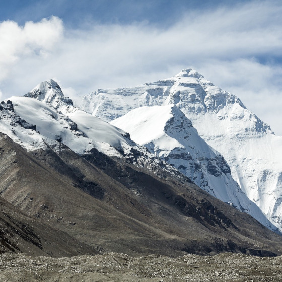 Ce n’est qu’en 1852 que le mont Everest a été reconnu comme étant le sommet le plus élevé de la Terre.