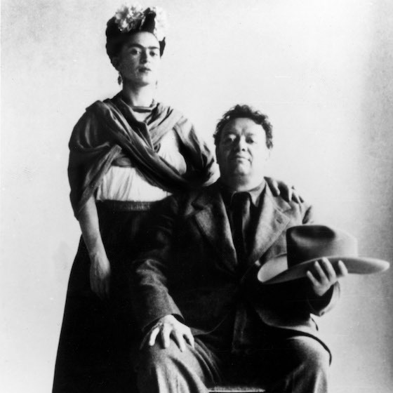 Frida Kahlo s’est mariée deux fois avec Diego Rivera.