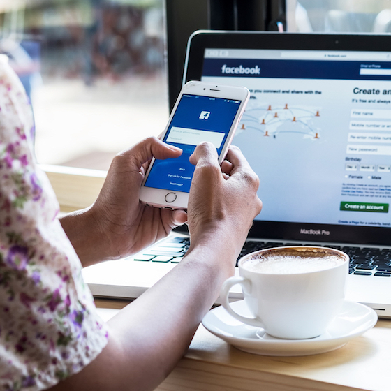 Facebook fut le premier vrai réseau social virtuel.