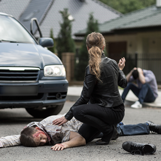 Il y a deux fautes dans : « Il faut appeller les secours, sinon cet homme va mourrir. »