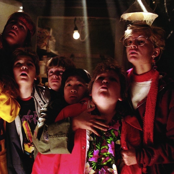 Le crâne de Willy le Borgne dans Les Goonies était fait de vrais os.  