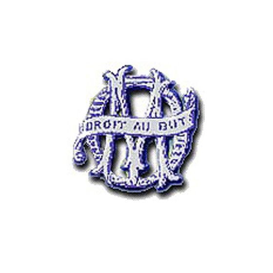 Le premier logo du club s’inspire des initiales du fondateur de l’OM, René Dufaure de Montmirail.