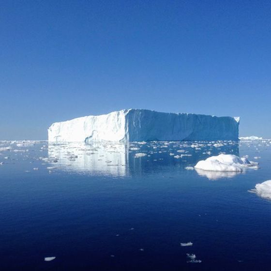 est-icebergs-are-referred-to-as-tabular