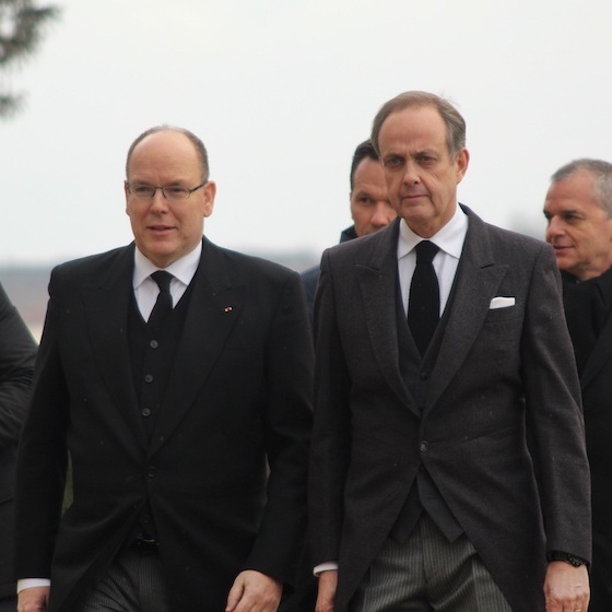 Depuis la mort de son père Henri d’Orléans, le 21 janvier 2019, Jean d’Orléans est le seul prétendant au trône de France.