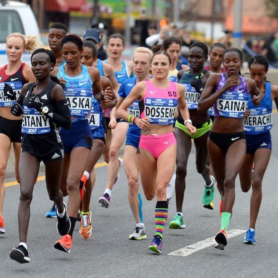 Ce n’est qu’en 1984 que les femmes ont commencé à participer fréquemment aux courses sur longue distance de plus de 3 000 mètres.