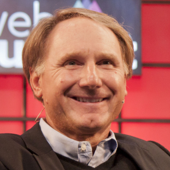 Dan Brown a écrit son premier roman à sept ans.