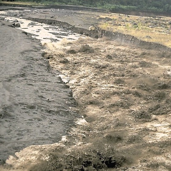 Lahars can occur in the absence of a volcanic eruption.