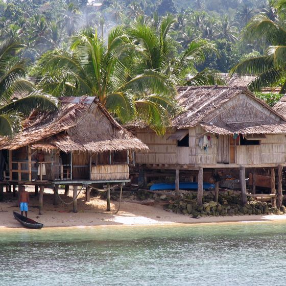 La saison humide des Îles Salomon s’étend de mai à octobre.