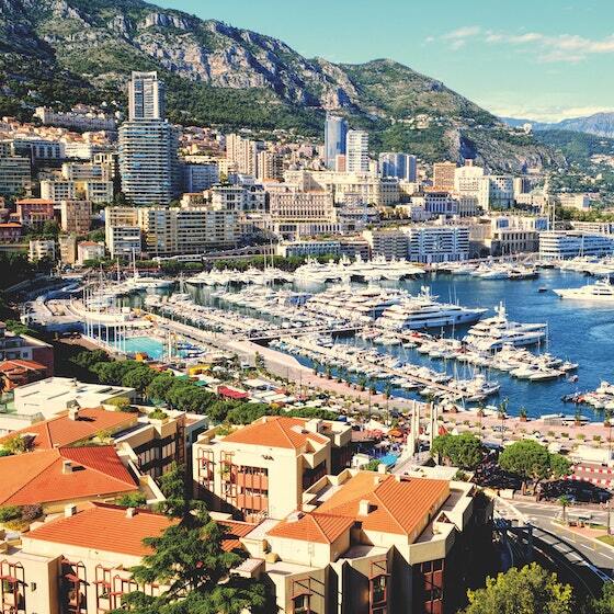 La proportion de francophones est la même en France et à Monaco.