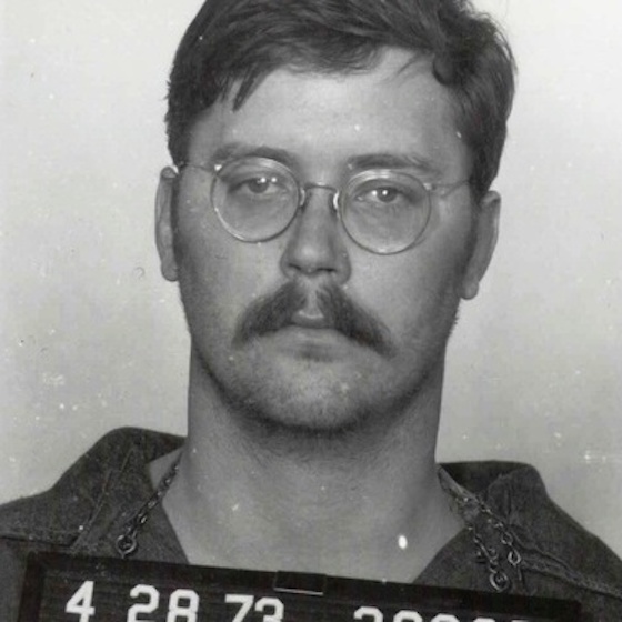 Serial killer Edmund Kemper measured 2.06 m (6 ft. 9 in. tall).