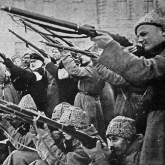 Au début de novembre 1917, les bolchéviques s’emparent du Palais d’hiver de Petrograd, siège du gouvernement provisoire d’Alexandre Kerenski.