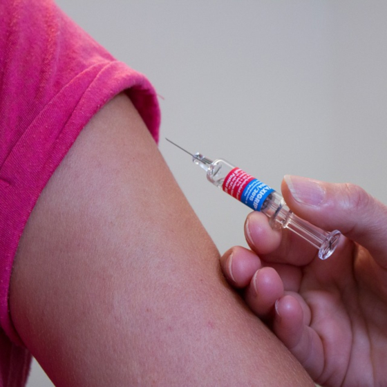 1,5 million d’enfants meurent annuellement, car ils ne sont pas vaccinés.