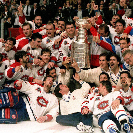 En 1993, le Canadien l’emporte contre les Kings de Los Angeles pour mettre la main sur la vingt-septième coupe Stanley de son histoire.