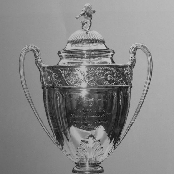 L’Olympique de Marseille n’a pas joué la demi-finale de la Coupe de France en 1992 à Bastia en raison de l’écroulement d’une tribune.