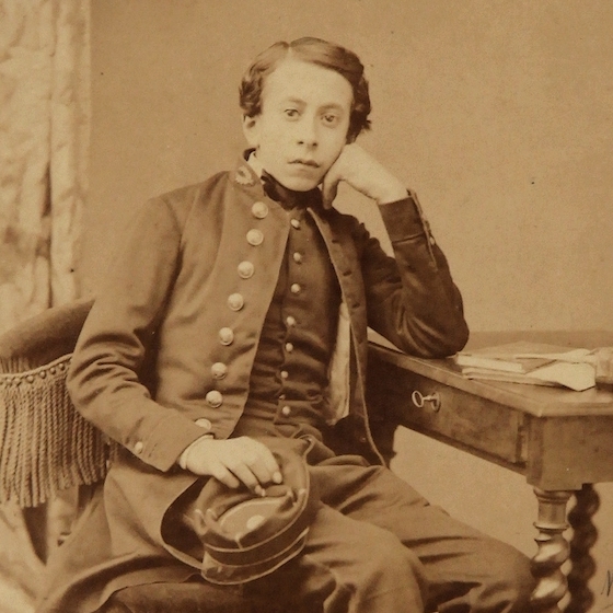 Amoureux des mers, Tristan Corbière rêvait de devenir marin.