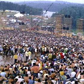 The Rolling Stones were the main stars of the Woodstock Festival.