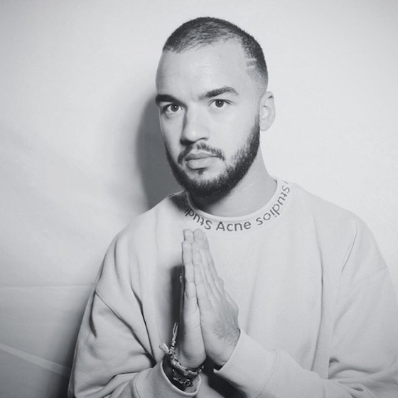BigFlo a déjà oublié d’apporter des pantalons en tournée!