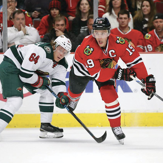 Le surnom de Jonathan Toews est «Capitaine content»