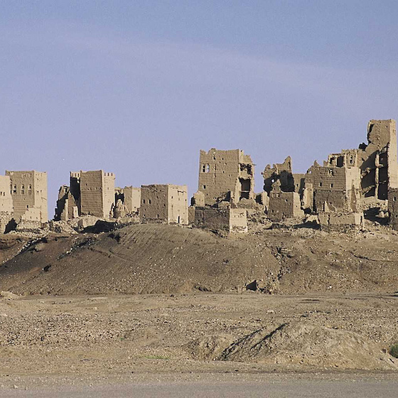Yemen has a surface area comparable to that of Switzerland.