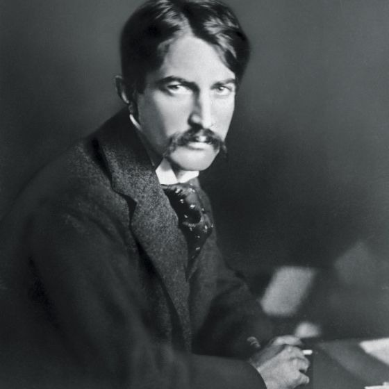 Stephen Crane died at just 28 years old.