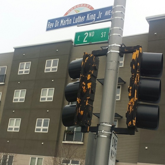 Environ 250 noms de rues aux États-Unis rendent hommage à Martin Luther King.
