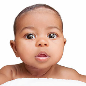 De la naissance à la mort, les yeux ont toujours la même grosseur.