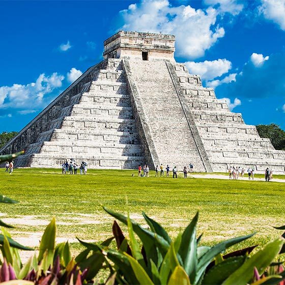 La pyramide de Kukulcán est liée au calendrier lunaire.
