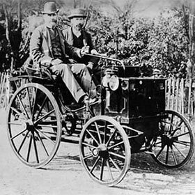 The first cars did not have a steering wheel.