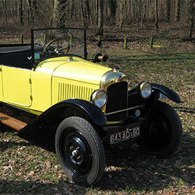 Some considered the first cars as environmentally friendly vehicles.