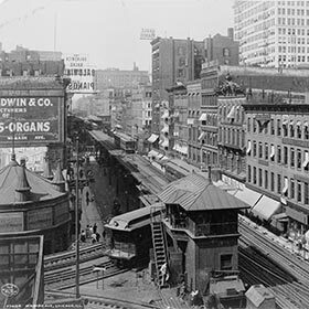 The first subway in the United States was built in Chicago.