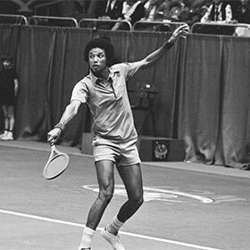 Arthur Ashe est le premier Afro-Américain à remporter l’US Open.