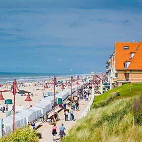 La Belgique possède plus de 400 km (250 mi) de littoral sur la mer du Nord.