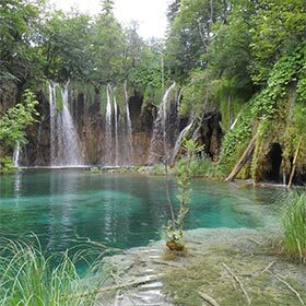 The Plitvice Lakes National Park was transformed into a hydroelectric dam in 1979.