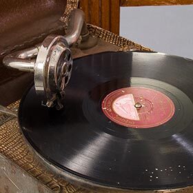 One could record 78 minutes of audio on the first long-playing records (78 rpm).