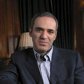 En 1997, le champion d’échec Garry Kasparov a prouvé la supériorité de l’homme sur l’ordinateur.