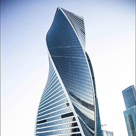 L’Evolution Tower, dont la forme torsadée évoque l’ADN, devra être démolie à cause d’erreurs de construction.