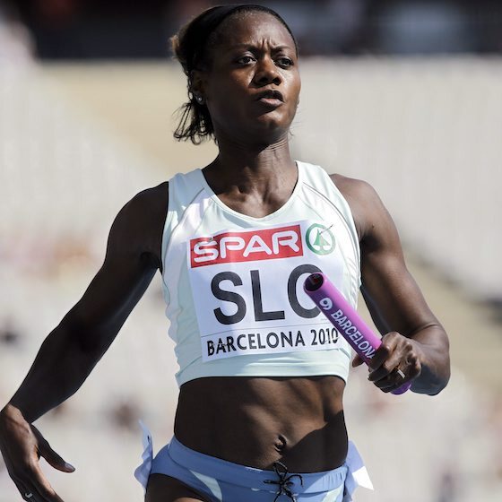 Après avoir gagné deux médailles à Sydney à l’âge de 40 ans, Merlene Ottey est devenue la médaillée d’athlétisme olympique la plus âgée de l’histoire.