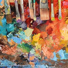 Leonardo da Vinci used very opaque color pigments when painting the Mona Lisa.