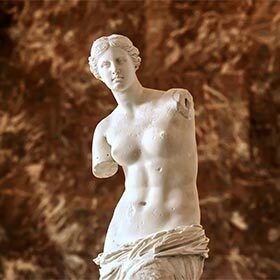 La Vénus de Milo représente en fait la déesse Aphrodite.