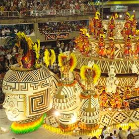 Rio Carnival takes place during the 4 days following Easter.